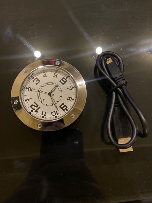 Reloj de Mesa con Cámara Oculta